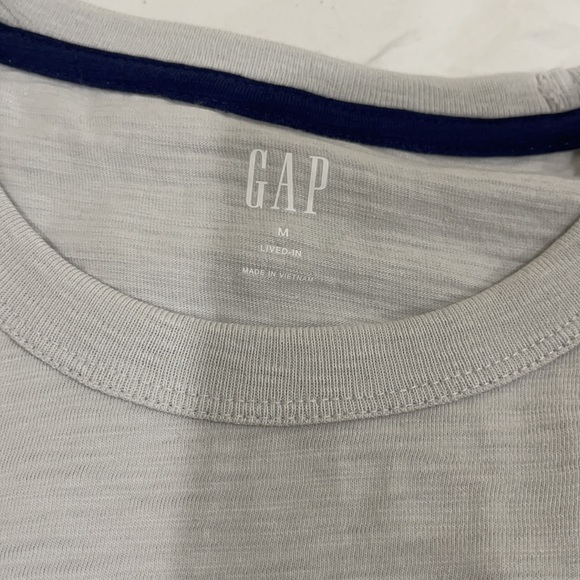 🔥LAST ONE🔥🔘GAP GRAY T-SHIRT🔘 - Picture 2 of 6